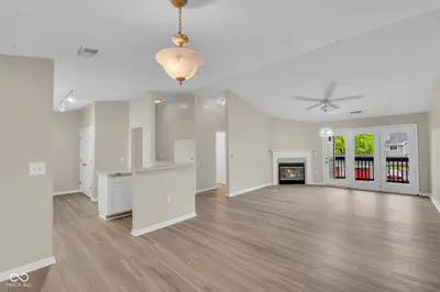209 Faulkner Court, Carmel - 10