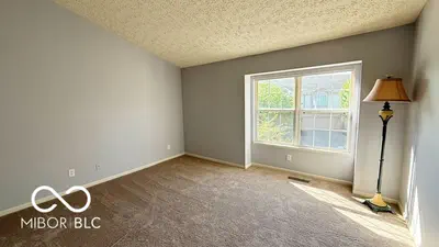 8040 Windham Lake Way, Indianapolis - 30
