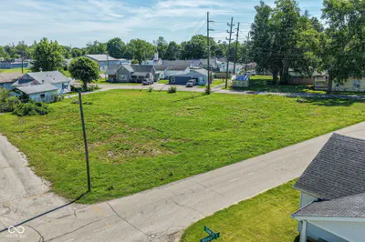 102 Oak Street, Columbus - 11