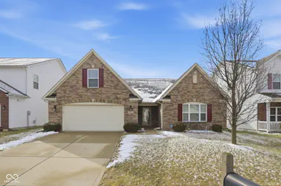 5911 Edelle Drive, Indianapolis