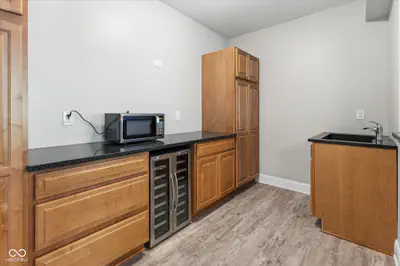 8631 Bay Colony Drive, Indianapolis - 37