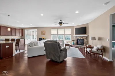 6121 Marigold Court, Whitestown - 9