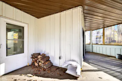9428 Harbour Pointe Drive, Bloomington - 46