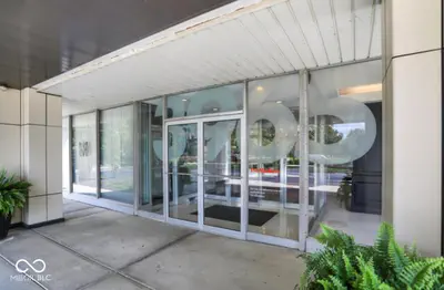 3965 Meridian Street, Indianapolis - 2