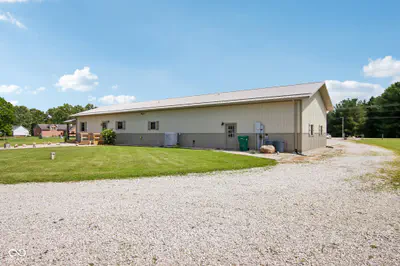 6070 County Road 200, Avon - 49