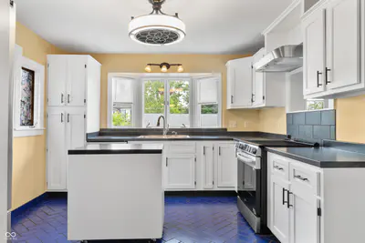 320 12th Street, Anderson - 26