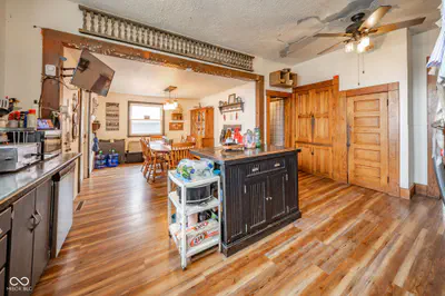 5131 County Road 300, New Castle - 11