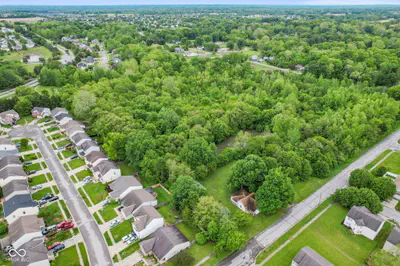 8821 Ogden Dunes Drive, Camby - 12
