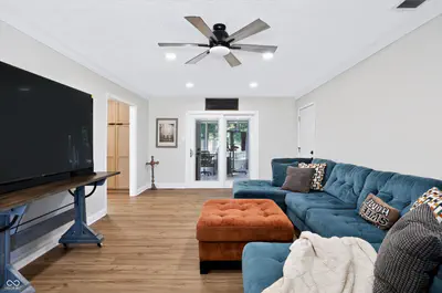 2577 Horizon Boulevard, Greenwood - 28
