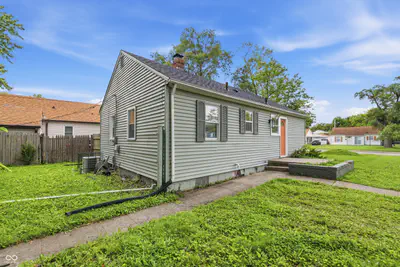 1902 Bancroft Street, Indianapolis - 32
