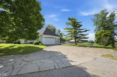 4083 State Road 32, Anderson - 47