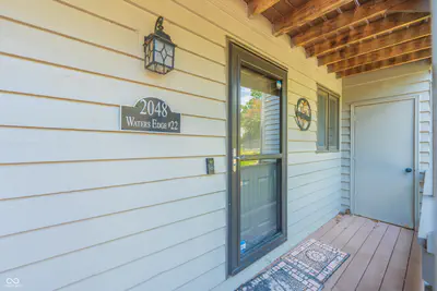2048 Waters Edge Drive, Bloomington - 4