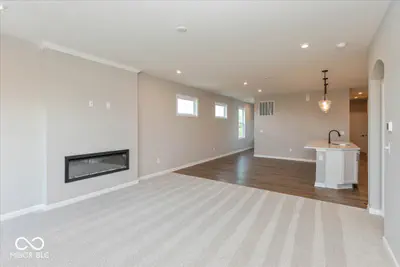 810 Rosebud Lane, Greenfield - 11