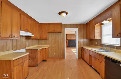 802 Chapel Hill Road, Indianapolis - 11