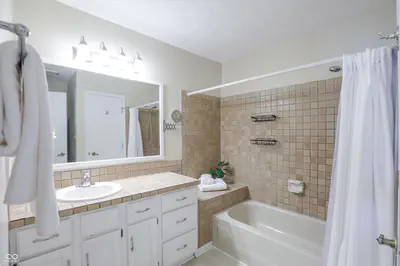 9457 Bridgewater Circle, Indianapolis - 30