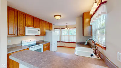 7427 Oak Knoll Drive, Indianapolis - 9