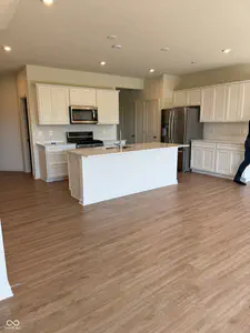 18661 Moray Street, Westfield - 3