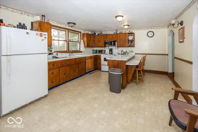 5579 US Highway 36, Middletown - 8