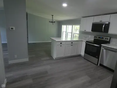 10465 State Road 135, Freetown - 28