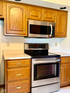 897 Scott Drive, Greenwood - 11