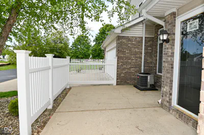 11437 Enclave Boulevard, Fishers - 3