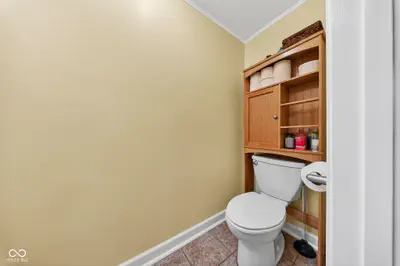 403 Lafayette Street, Cloverdale - 21