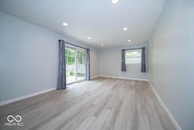 1150 Adams Drive, Franklin - 11