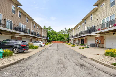 9448 Oakley Drive, Indianapolis - 36