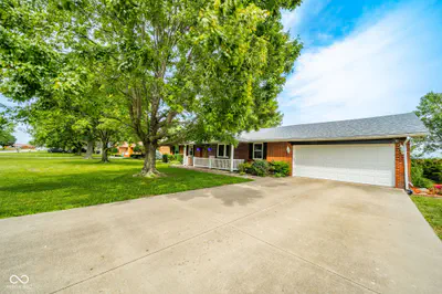 2916 Country Estates Drive, New Castle - 2