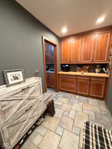 825 Krislynn Woods Avenue, West Terre Haute - 42