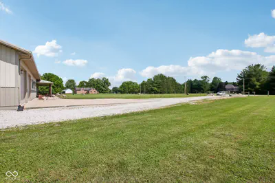 6070 County Road 200, Avon - 52