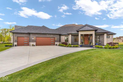 3995 Chapel Hill Court, Bargersville - 12