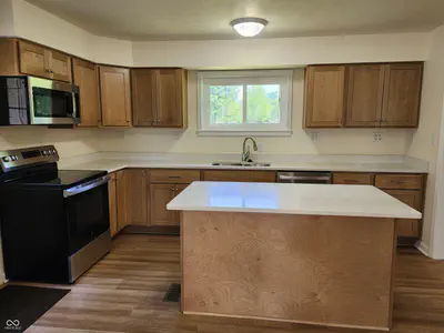 308 South Street, Advance - 8