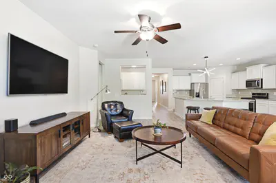 1132 Sunset Boulevard, Avon - 6