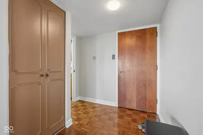 4000 Meridian Street, Indianapolis - 13