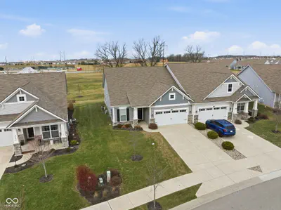 4298 Red Barn Drive, Whitestown - 31