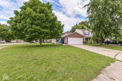 652 Meadows Edge Lane, Indianapolis - 39