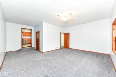 382 Pinedale Drive, Avon - 21