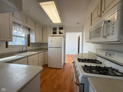 8101 Hi Vu Drive, Indianapolis - 9