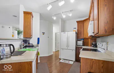 344 Legacy Boulevard, Greenwood - 23