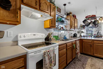 883 Curlew Lane, Greenwood - 16