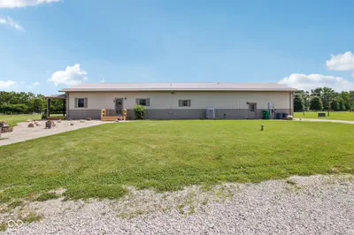 6070 County Road 200, Avon - 48