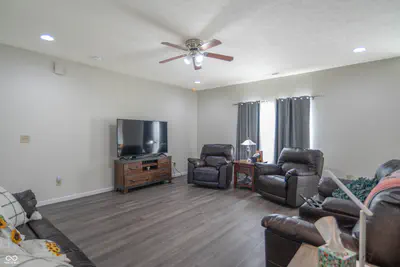841 Cherry Tree Lane, Greenwood - 6
