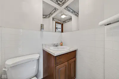 1408 Melanie Court, Kokomo - 33