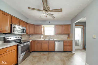 2916 Country Estates Drive, New Castle - 10