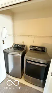 8040 Windham Lake Way, Indianapolis - 24