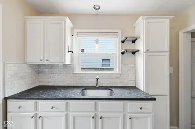 4306 Winthrop Avenue, Indianapolis - 11