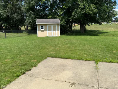 897 Scott Drive, Greenwood - 25