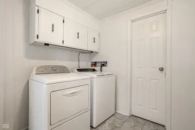 6201 Proctor Road, Muncie - 22