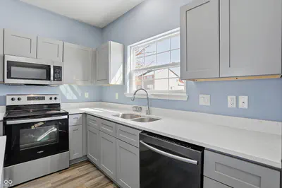 1071 Hazelwood Drive, Greenwood - 18